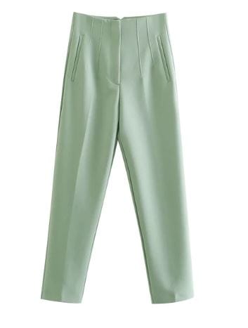 Pantalón verde semi suelto