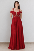 Vestido de Fiesta Largo Rojo Corte A con Transparencias y Encaje | August