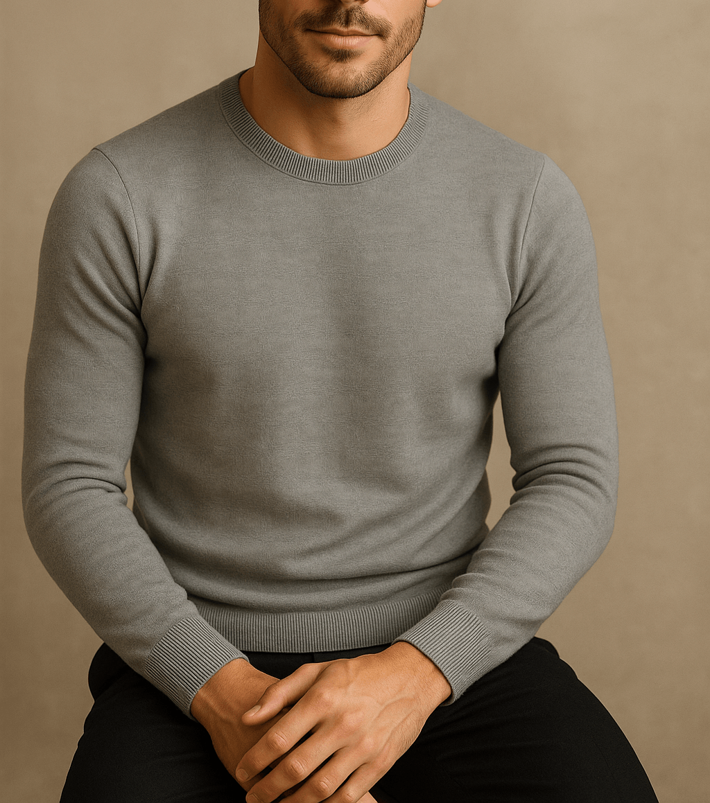 Suéter Buzo Cuello Redondo – Gris | AUGUST