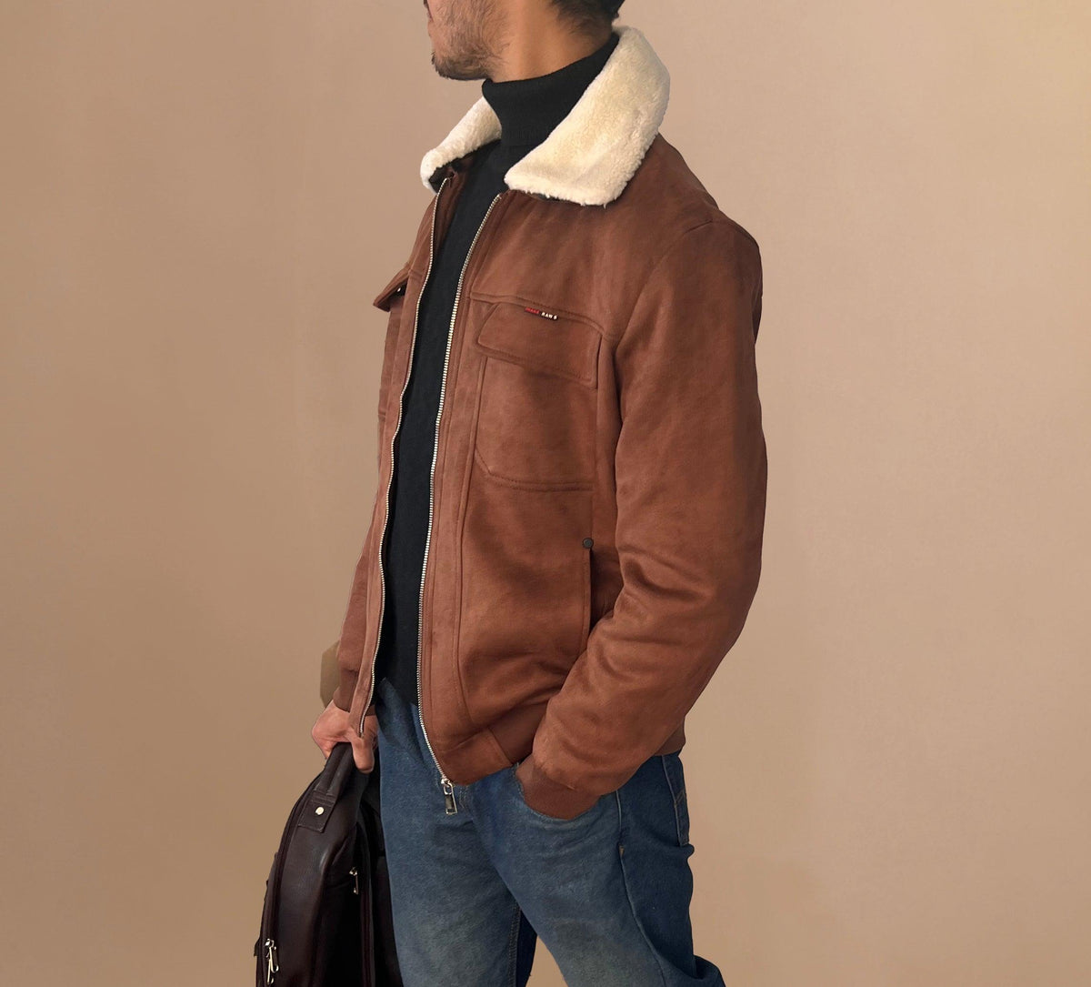 Chaqueta café para hombre