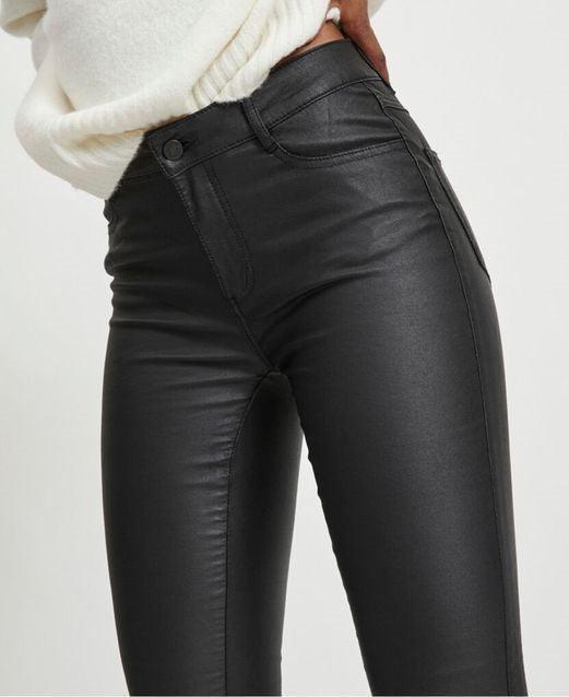 Pantalón negro encerado | AUGUST